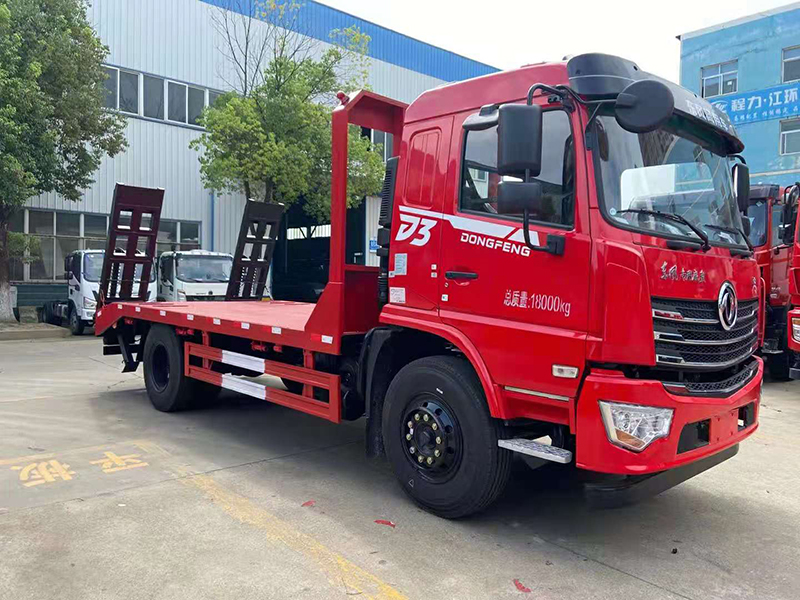 東風(fēng)D3單橋平板運(yùn)輸車