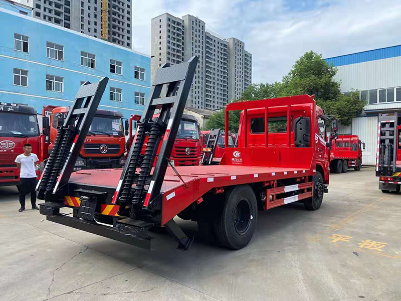 東風(fēng)D3單橋平板運(yùn)輸車