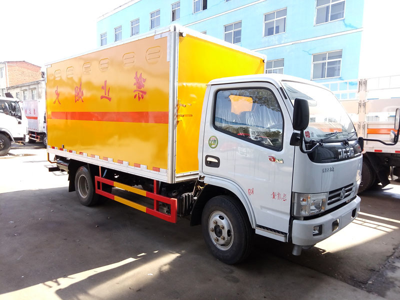 東風(fēng)藍(lán)牌爆破器材運(yùn)輸車(chē)