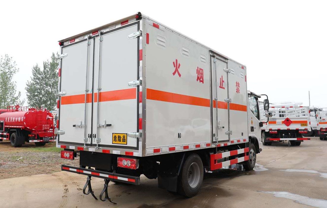 福田歐馬可藍(lán)牌氣體廂式運(yùn)輸車(chē)
