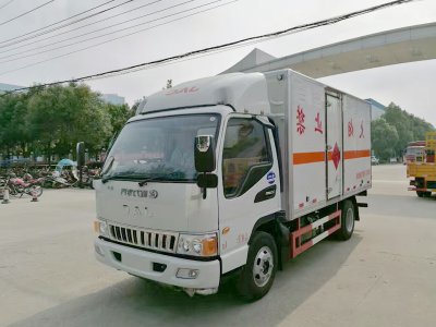 江淮4.2米爆破器材車