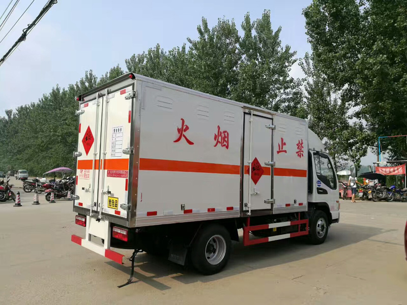 江淮4.2米爆破器材車(chē)