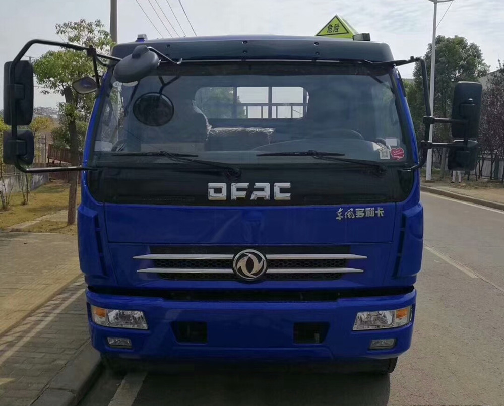 東風(fēng)6.5米氣瓶運(yùn)輸車