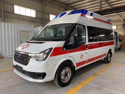 福特V348長軸高頂救護(hù)車