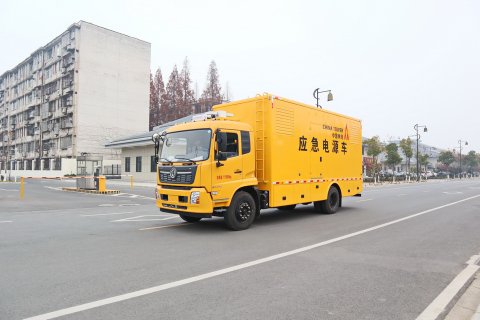 東風(fēng)天錦電源車