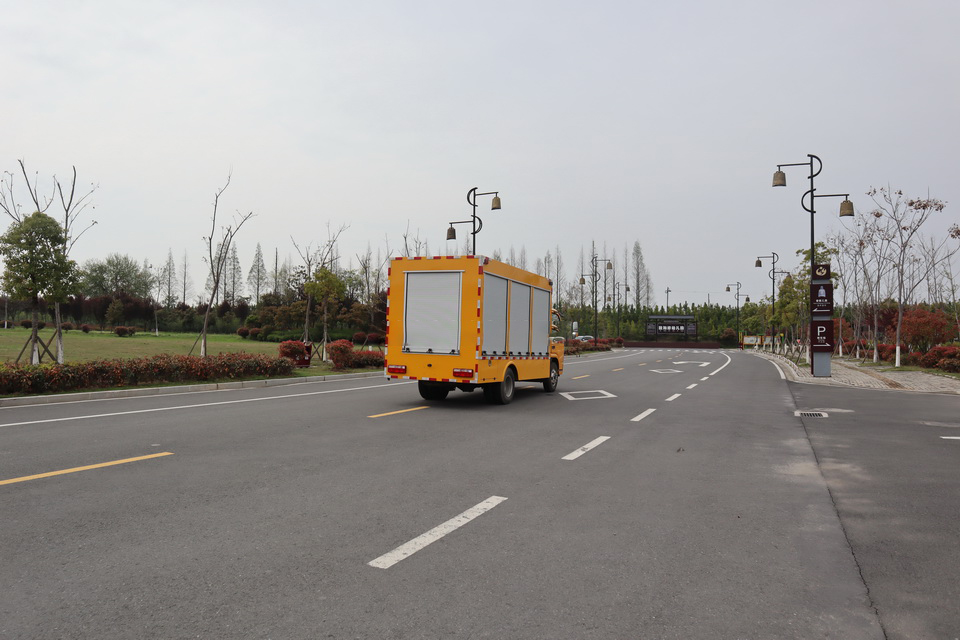 東風(fēng)多利卡救險(xiǎn)車