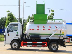東風(fēng)小多利卡圓罐4.5方餐廚垃圾車