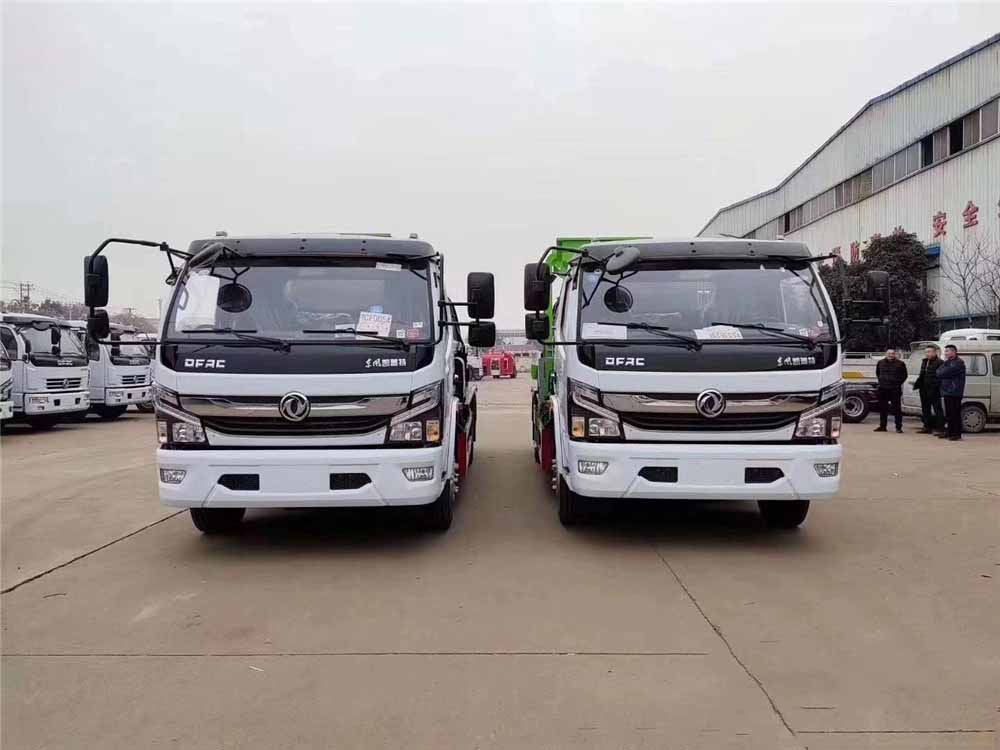 東風(fēng)D7/8方餐廚垃圾車