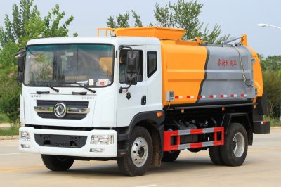東風(fēng)D9廂式9.5方餐廚垃圾車