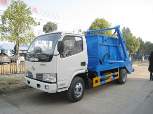 東風多利卡4-5方擺臂垃圾車