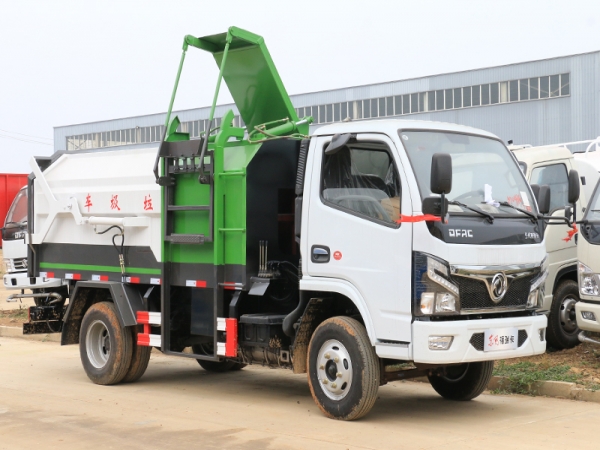東風(fēng)小多利卡5方掛桶垃圾車(chē)