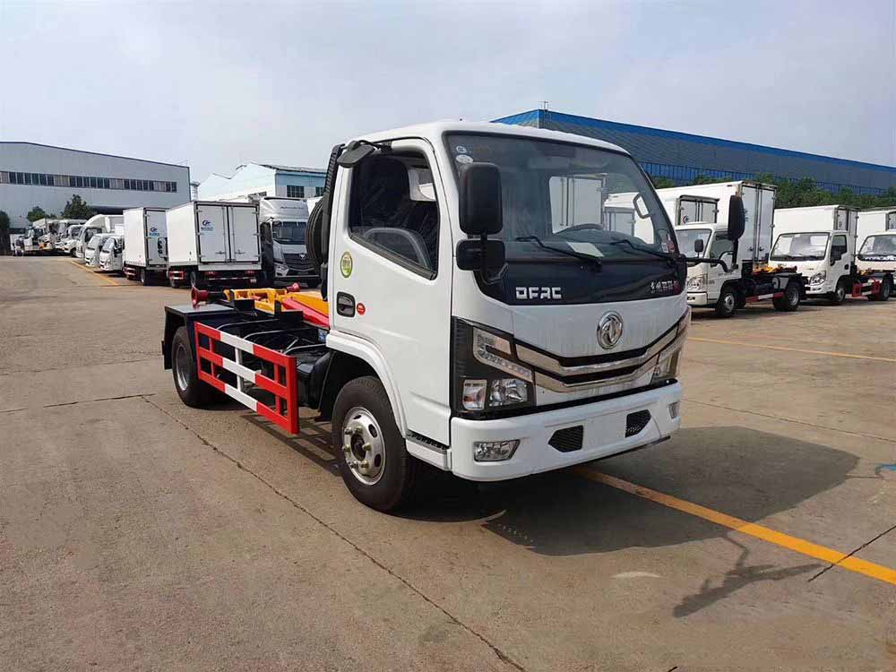 東風(fēng)多利卡D6/5方勾臂垃圾車