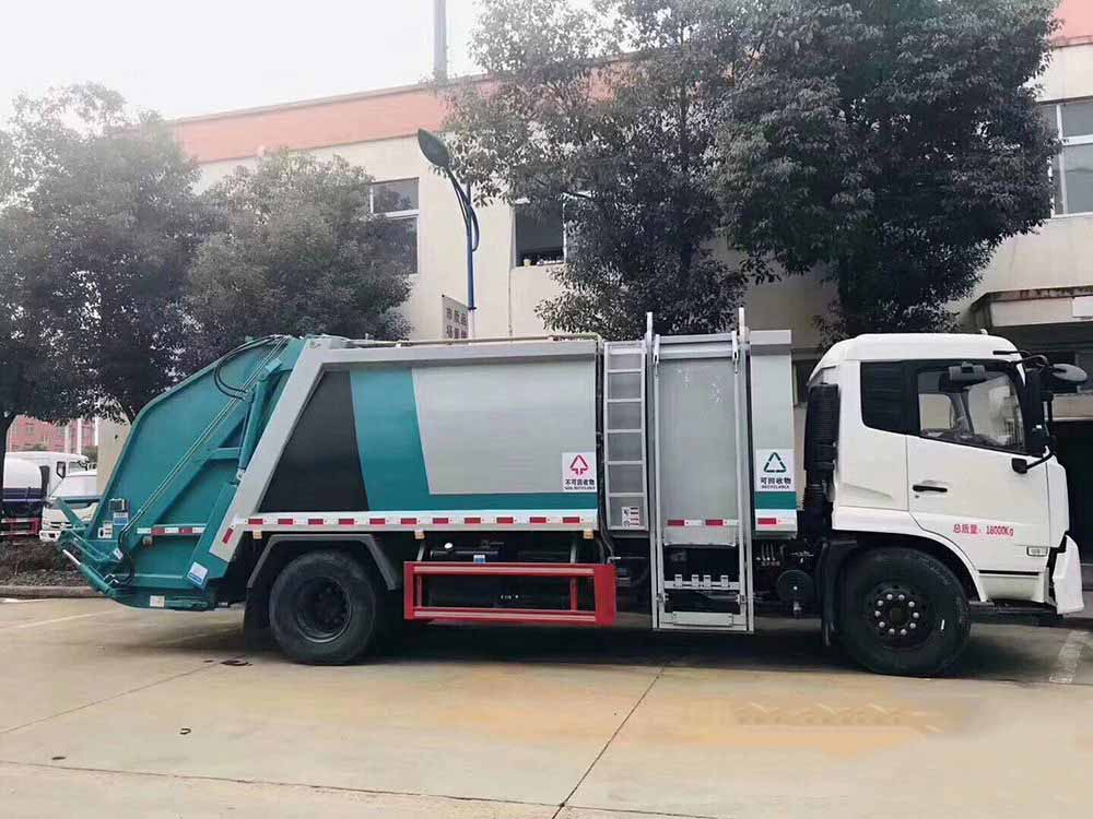 東風天錦5方和10方分撿垃圾車