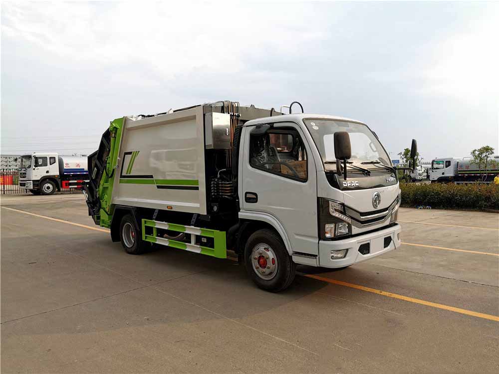 東風(fēng)D6/6方壓縮垃圾車