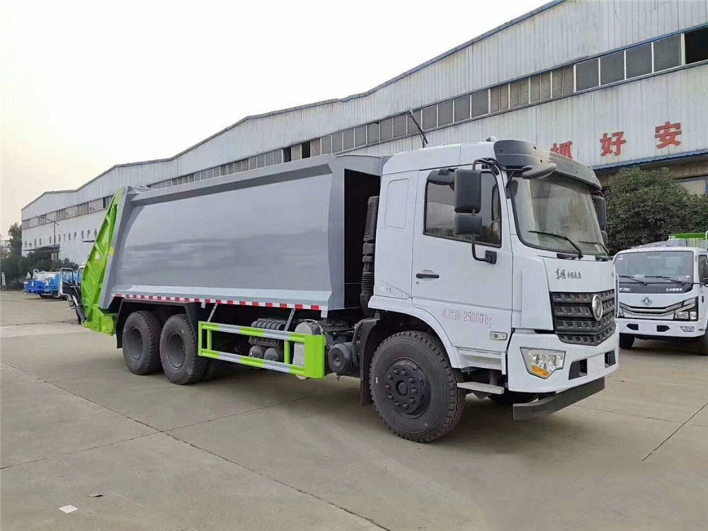 東風(fēng)專底后雙橋18方壓縮垃圾車