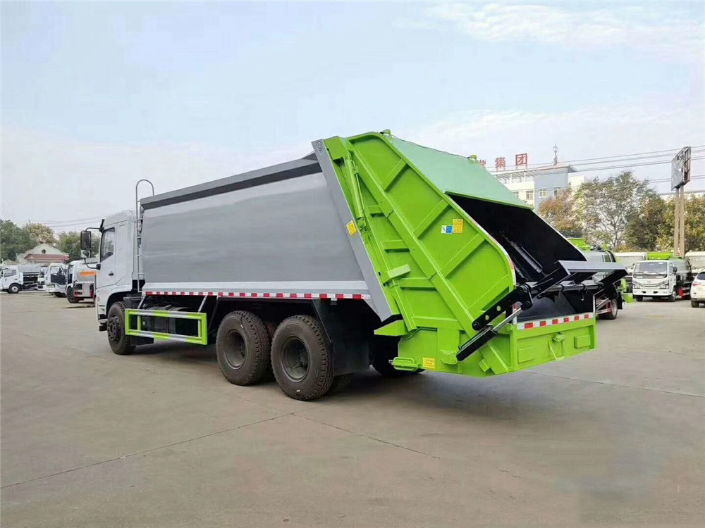東風(fēng)專底后雙橋18方壓縮垃圾車