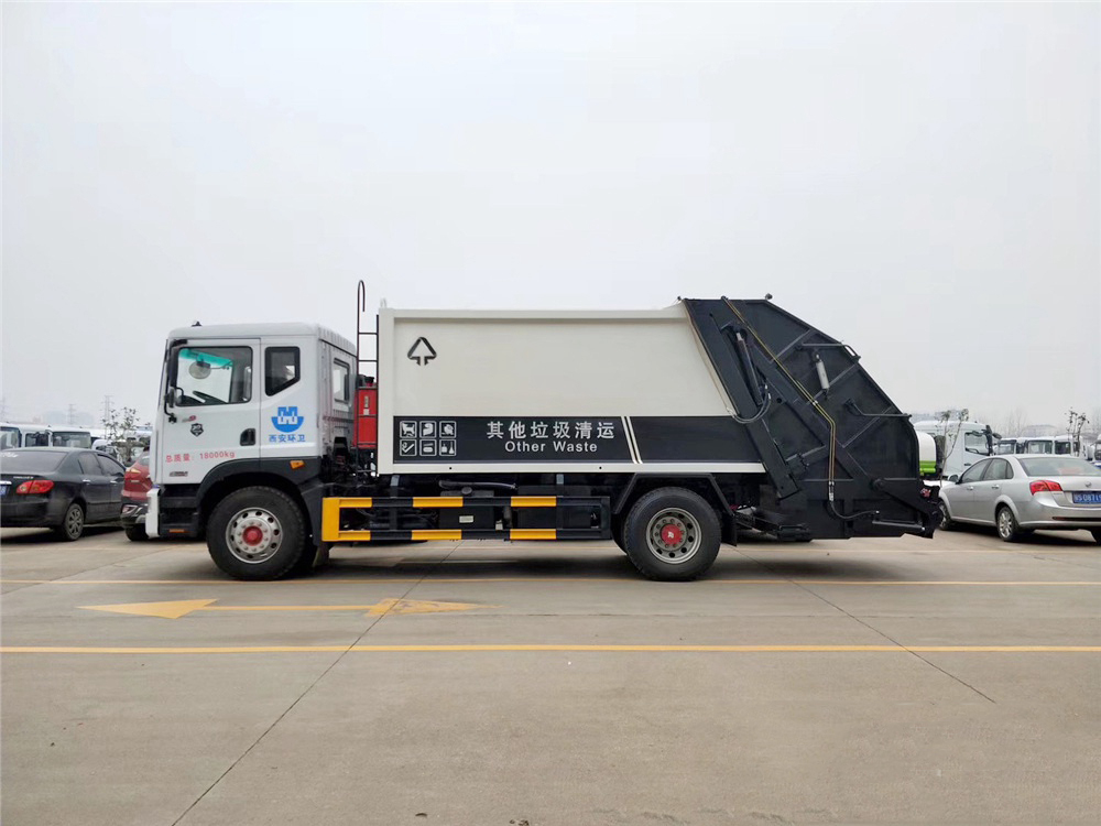 東風(fēng)D9/12方壓縮垃圾車