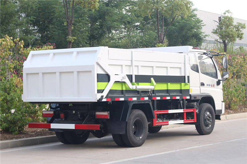 東風(fēng)8方對接式垃圾車