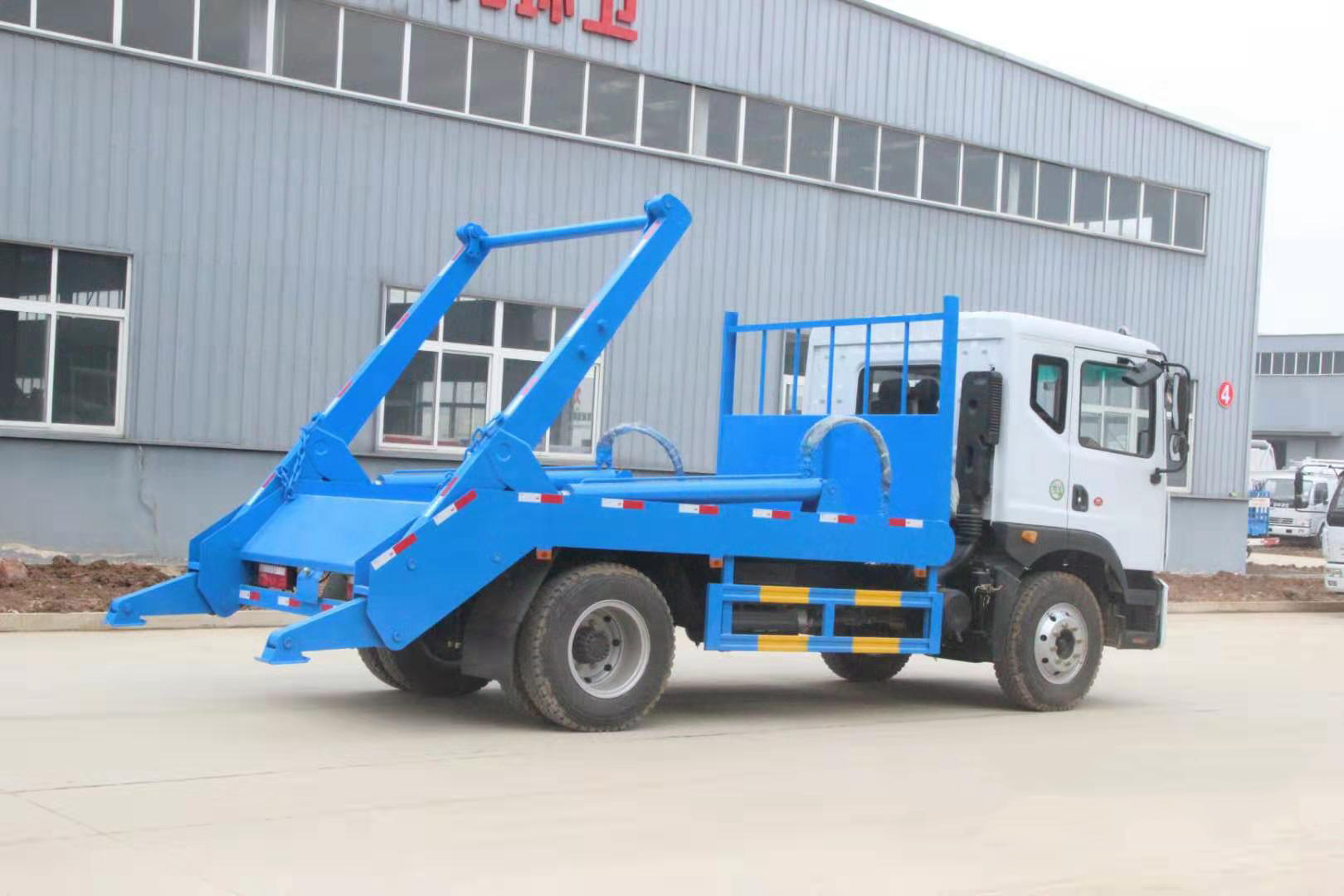 東風(fēng)D9/10方擺臂垃圾車