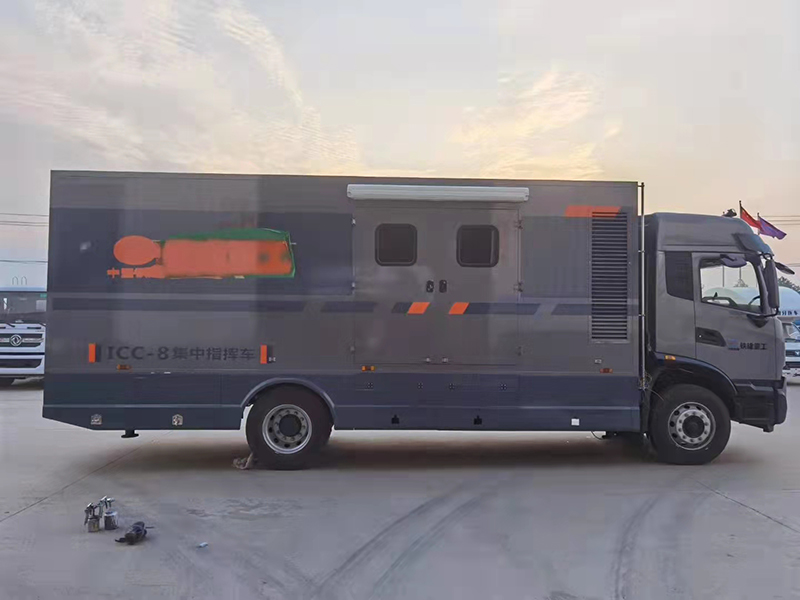 東風(fēng)天錦隧道指揮車