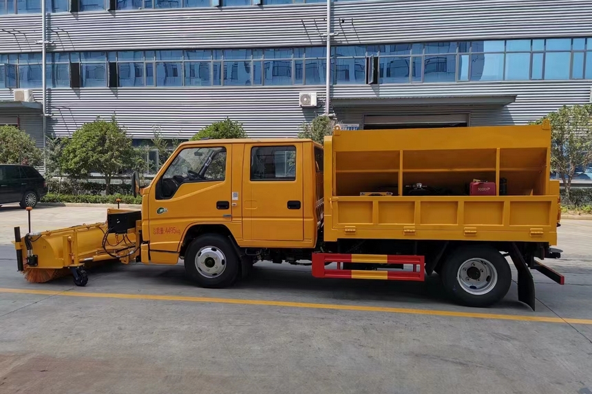 江鈴順達(dá)除雪車