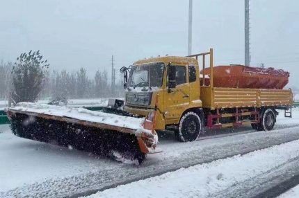 東風天錦除雪車/撒鹽車