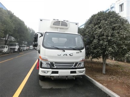 江淮駿鈴醫(yī)療廢物轉(zhuǎn)運(yùn)車