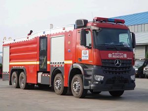 進(jìn)口奔弛18噸泡沫消防車