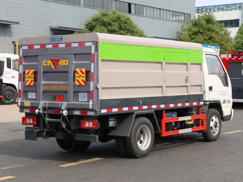 福田小卡之星3密閉式桶裝垃圾車
