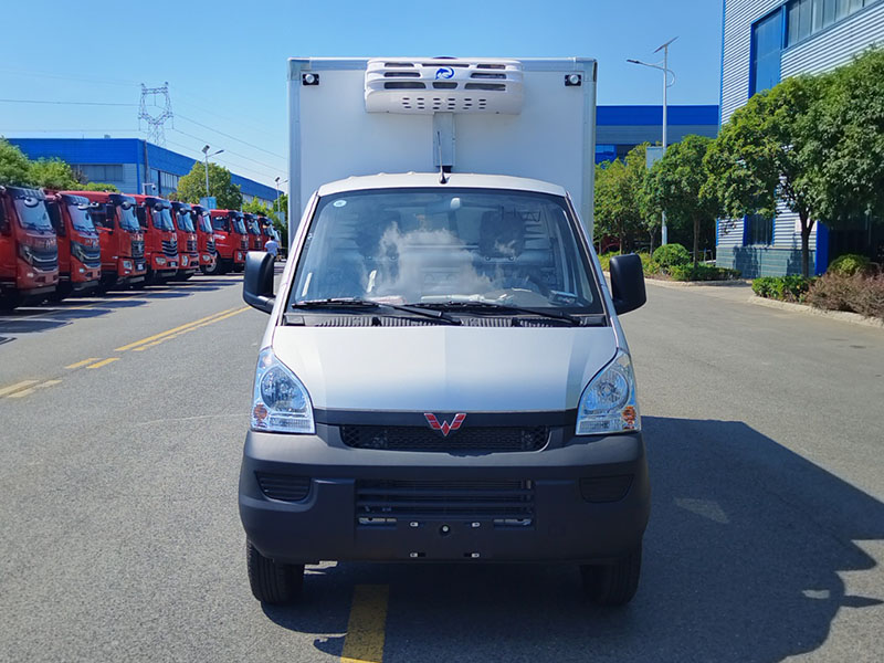 五菱榮光小卡冷藏車