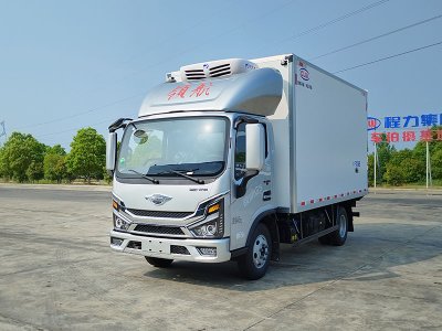 福田時(shí)代領(lǐng)航大G冷藏車