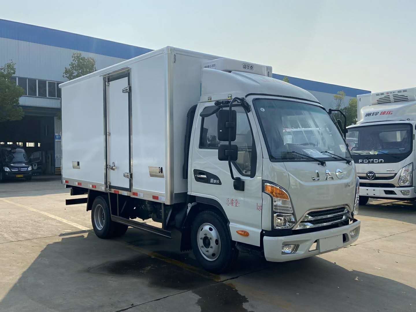 JAC康鈴J3柴油版冷藏車