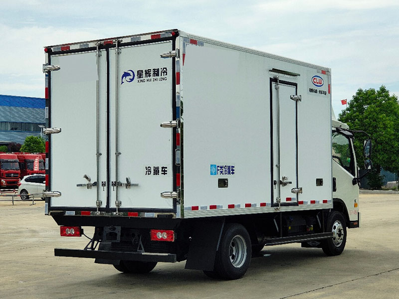 福田領(lǐng)航H2冷藏車