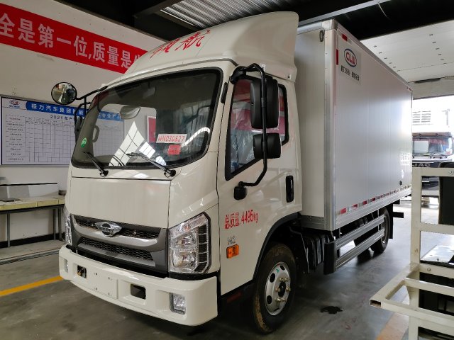 福田領(lǐng)航H2冷藏車