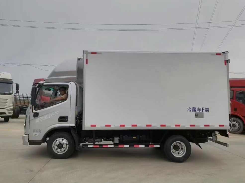 奧鈴速運Pro玉兔4.2米冷藏車