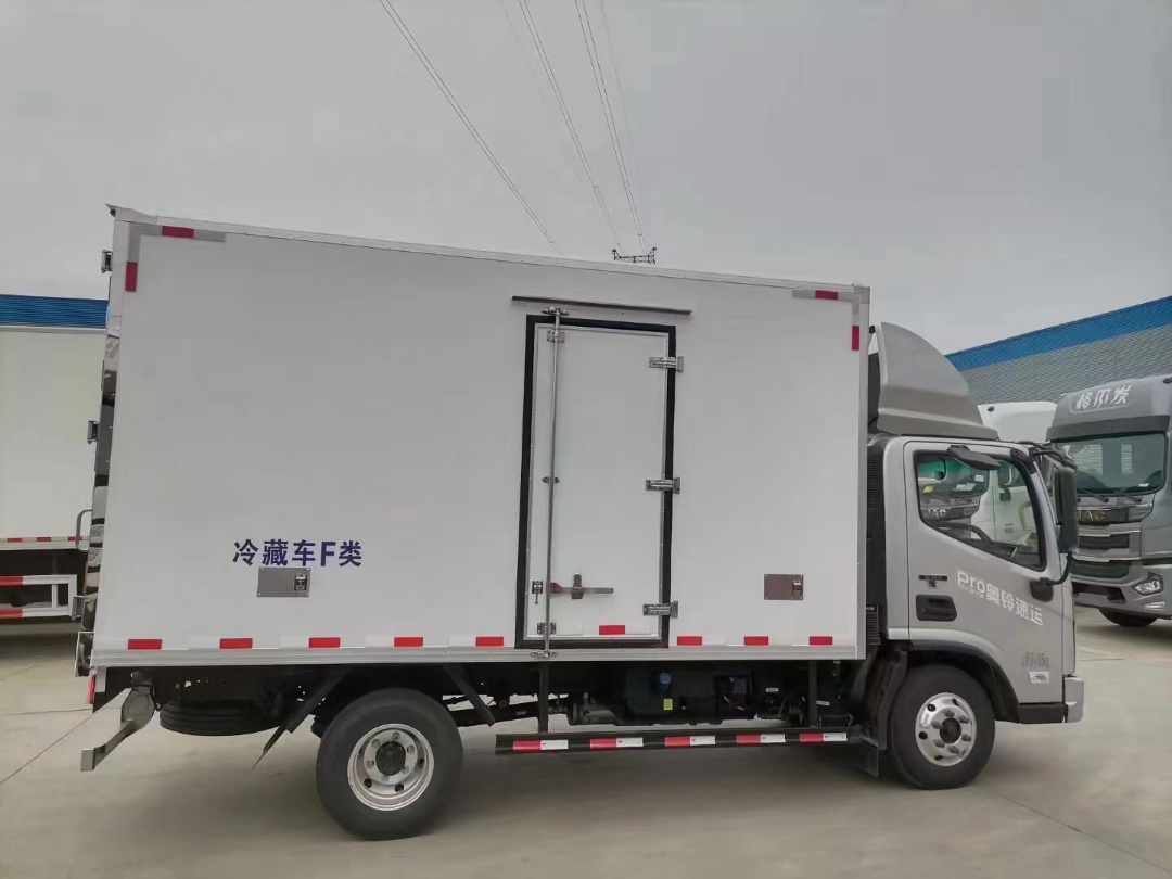 奧鈴速運Pro玉兔4.2米冷藏車