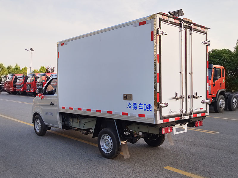長(zhǎng)安跨越T3PLUS冷藏車