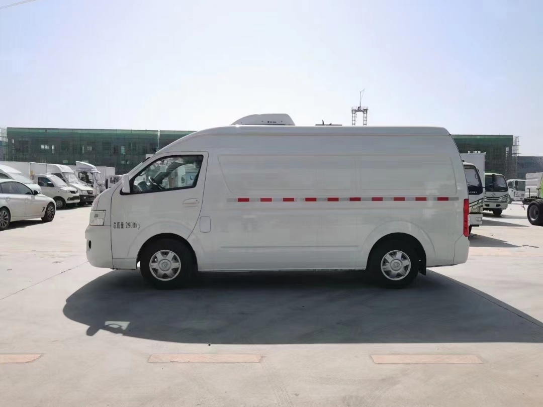 福田G9面包冷藏車