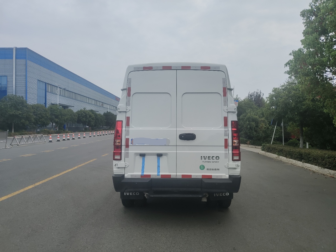 依維柯短軸冷藏車