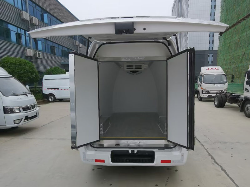 福田風(fēng)景G7冷藏車(chē)